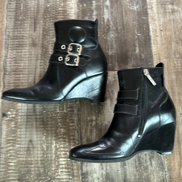 ICON Hella Leather Boots - Picture 5 of 8